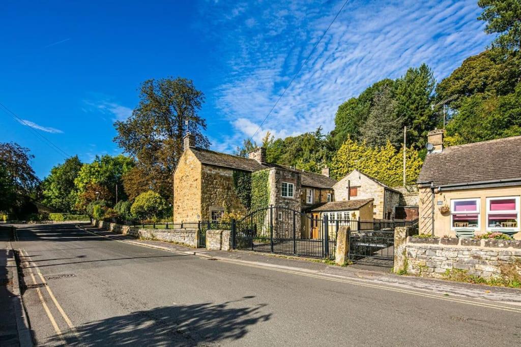 The Artists Loft - A Superb Cottage Sensitively Converted From A Grade II Listed 17Th Century Building Bakewell Zewnętrze zdjęcie