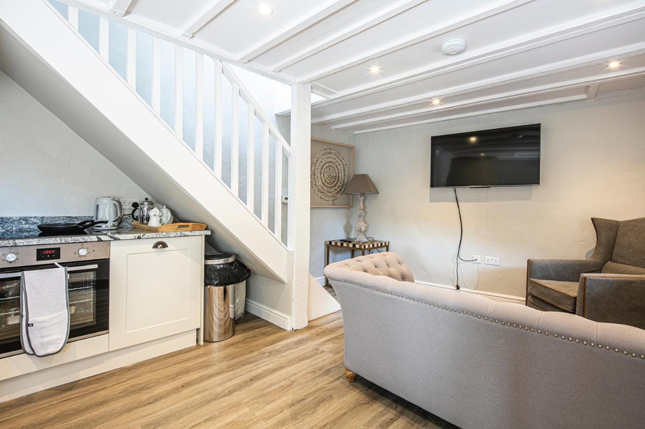 The Artists Loft - A Superb Cottage Sensitively Converted From A Grade II Listed 17Th Century Building Bakewell Zewnętrze zdjęcie